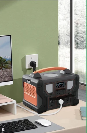 Q600 Portable Power Station 582Wh LiFePO4 Battery 600W AC Output PD100W Solar Generator