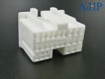 24-p female automotive terminal connectors AMP-316371