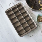 Carbon Steel Baking Pan, Cake Mold With Divider Not Touching Square Bread Baking