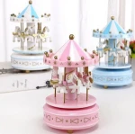Carousel Music Box Mechanism Wood Merry-Go-Round Design Wedding Favors Birthday Souvenir Gift