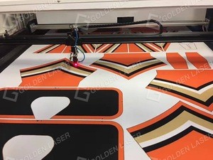 Dye Sublimation Polyester Sportswear Laser Cutting Machine with Auto Feeder