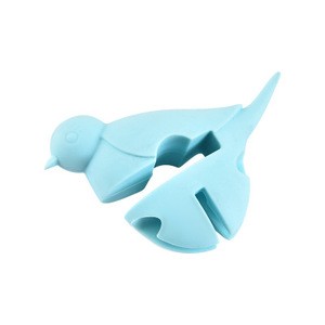 Funny Design Bird Shape Pot Clip Heat-resistance Silicone Spoon Rest Kitchen Utensils Spoon Holder