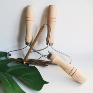 Long Handle Fabrics Sticky Hair Remove Brush Portable  Clothes Cleaner bamboo wood wooden Lint  Remover