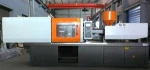 plastic injection moulding machine