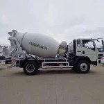 SINOTRUK HOWO 4x2 Right Hand Drive Concrete Agitator Concrete Mixer Truck Manufacturer