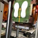 Taiwanese Shoe Sole Making Machine - Vertical Automatic Sole Injection Moulding Machine In Material TPU TR TPR PVC