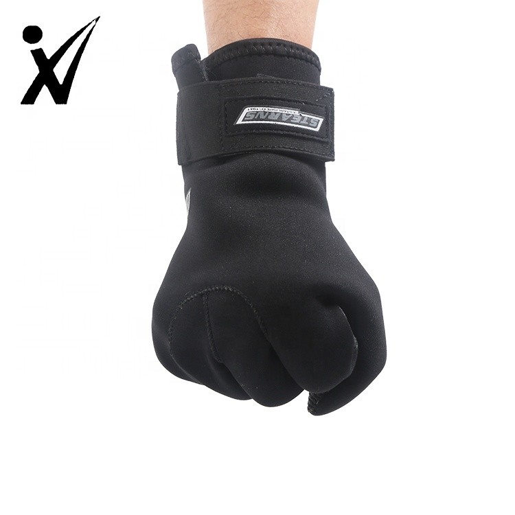Touch Screen Windproof Non-slip Climbing Waterproof Cycling Riding Running Winter Warm Gloves for Hiking
