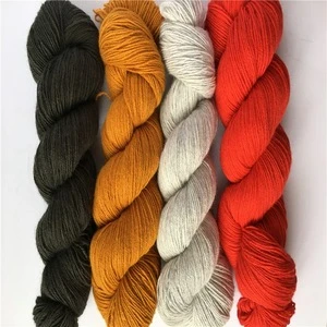 Wholesale Lace weight 100% Cashmere Knitting Yarn Soft Crochet Yarn  for Sweat ,Baby Garments,Scarf hats craft project