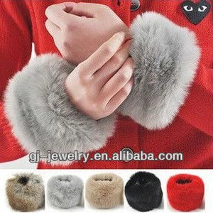 Women Winter Faux Fur Oversleeve Hand Muff Wrist Arm Warmer Cuff Cover Fuzzy Furry Wristband (best price)