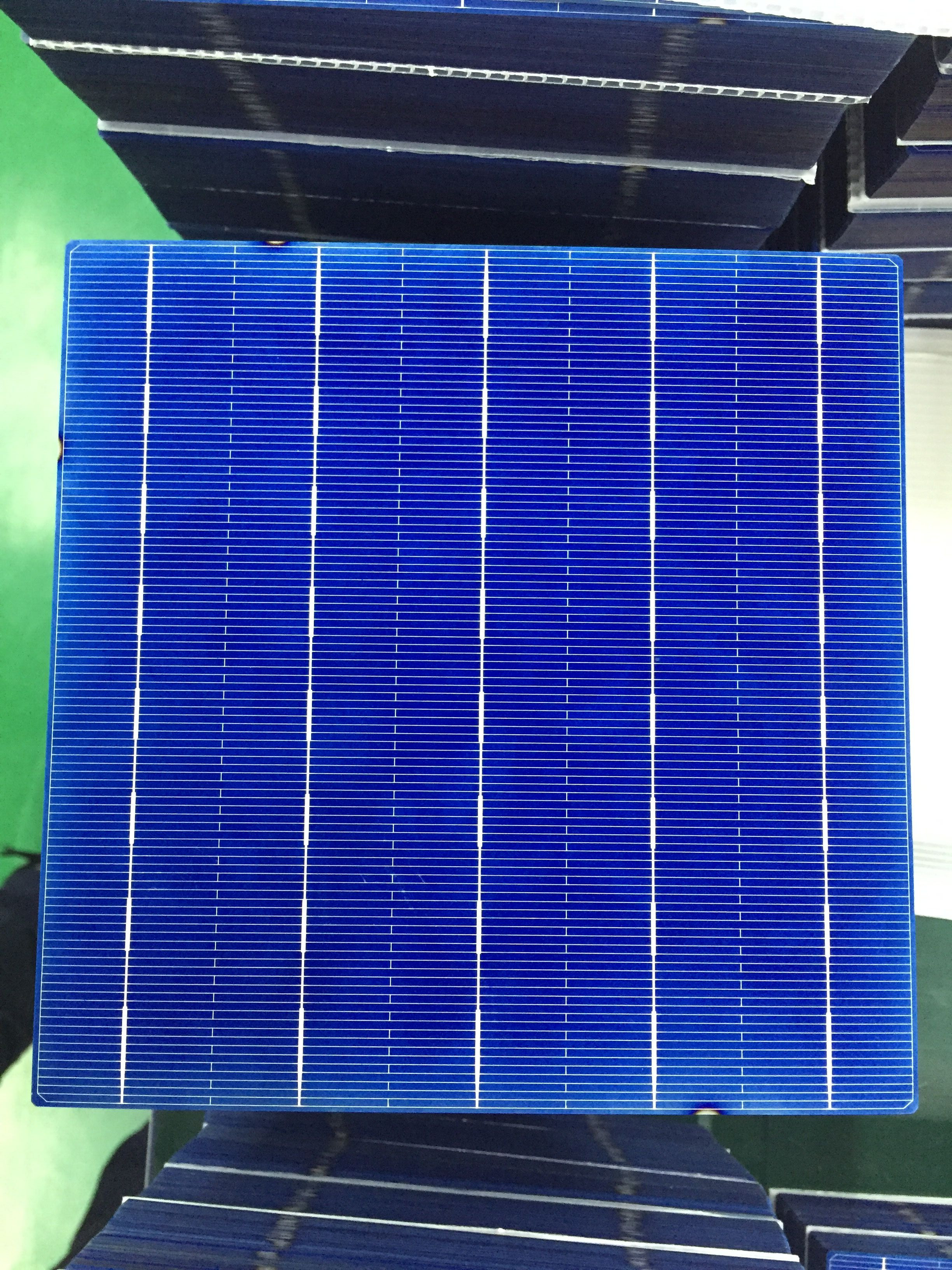 Buy Yingli Solar 5bb Poly Solar Cell 156.75*156.75mm 18.2%/18.4% For ...