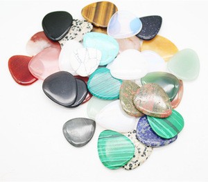yiwu In Stock Wholesale white rock gemstone guitar picks guitar accessories for sale in low MOQ