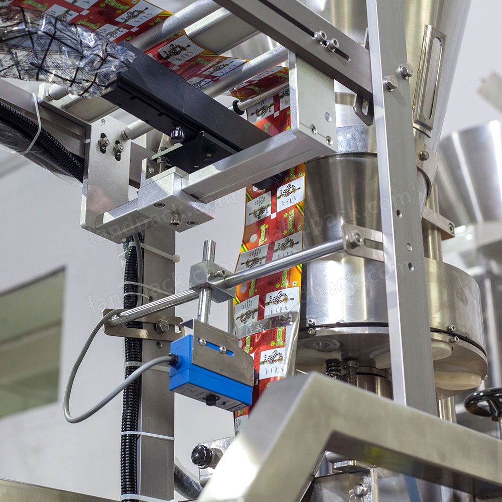 Buy Automatic Vertical Form Fill Seal Sachet Packing Machine For Salt