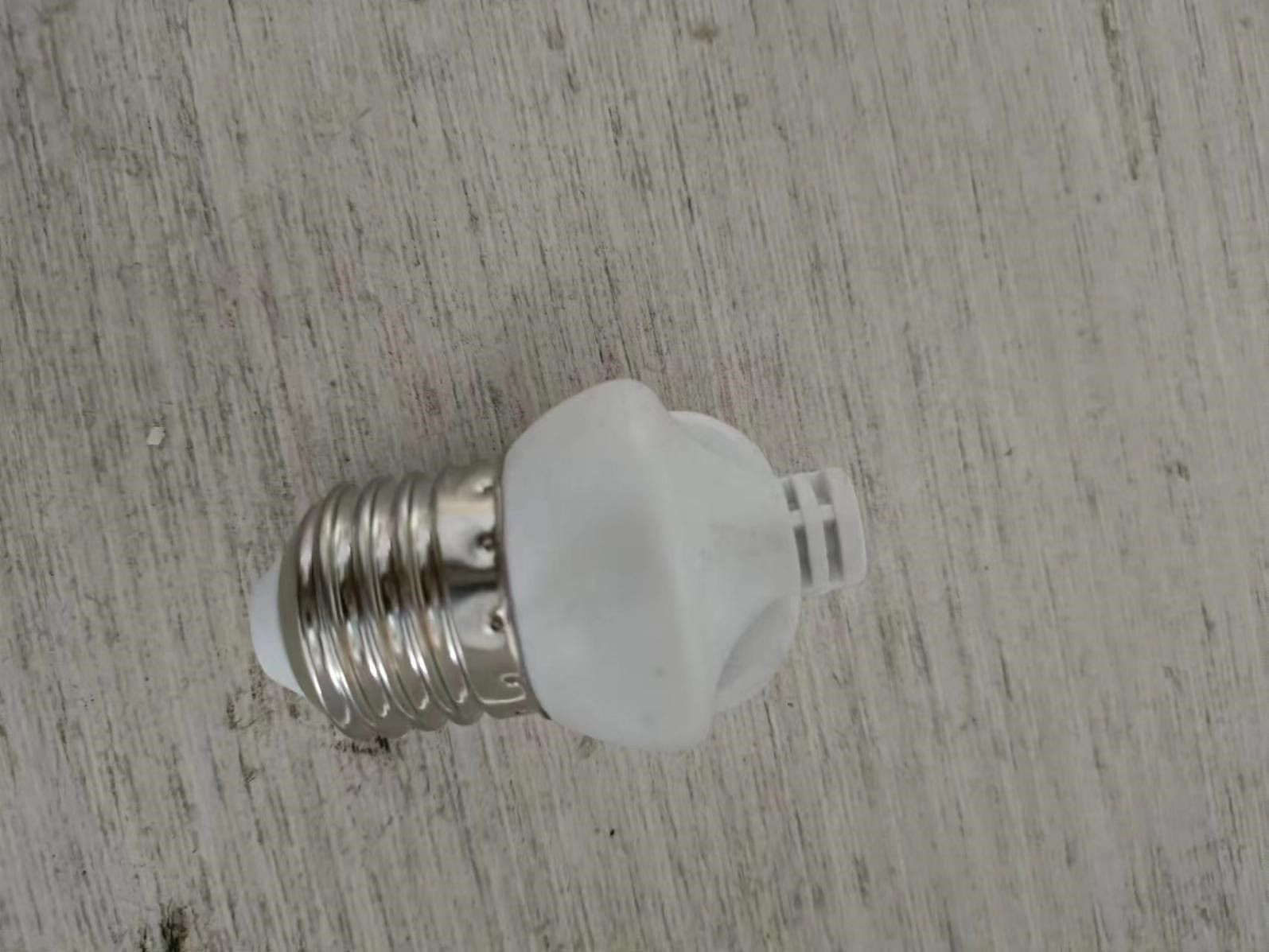 Buy Plug Item No. Orl1601 from Yixing Aurora Lighting Co., Ltd., China
