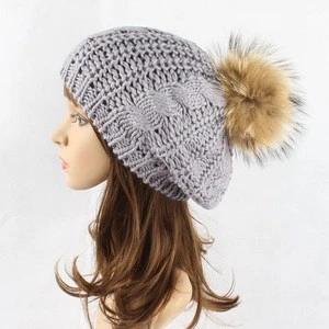 2018 Wholesale fashionable ladies crochet knitted hats women berets
