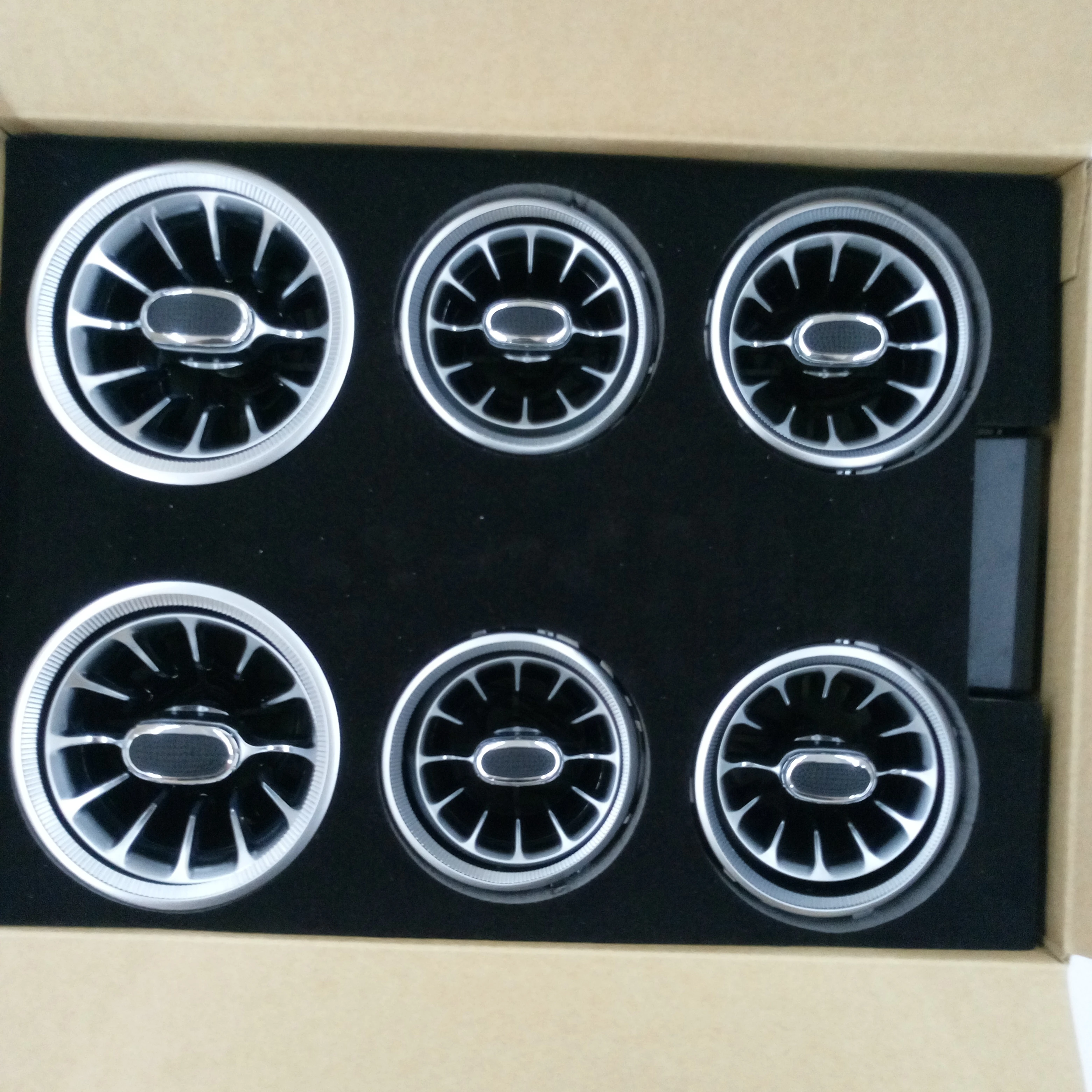 Automotive Air Vents With Ambient Light for B-e-n-z E-Class W213