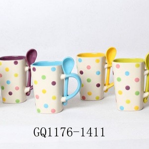 best saling color inside ceramic coffee mug with colorful dots
