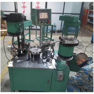 China metal zipper slider assembly machine zipper puller fixing machine