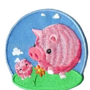 Custom cartoon patches embroidered pig iron on cloth patches