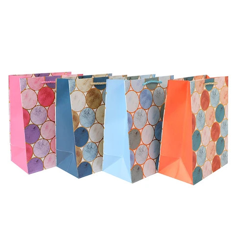 Customized commercial gift packaging bag for packaging can be printed with own pattern and logo suitable for many cases