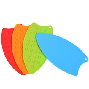 FT-109PM Wholesale 73G Antiskid Ironing Bucket Solid Color Insulated Silicone Meal Pad