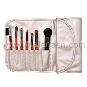Good Quality Cosmetic Brush with Favorable Price