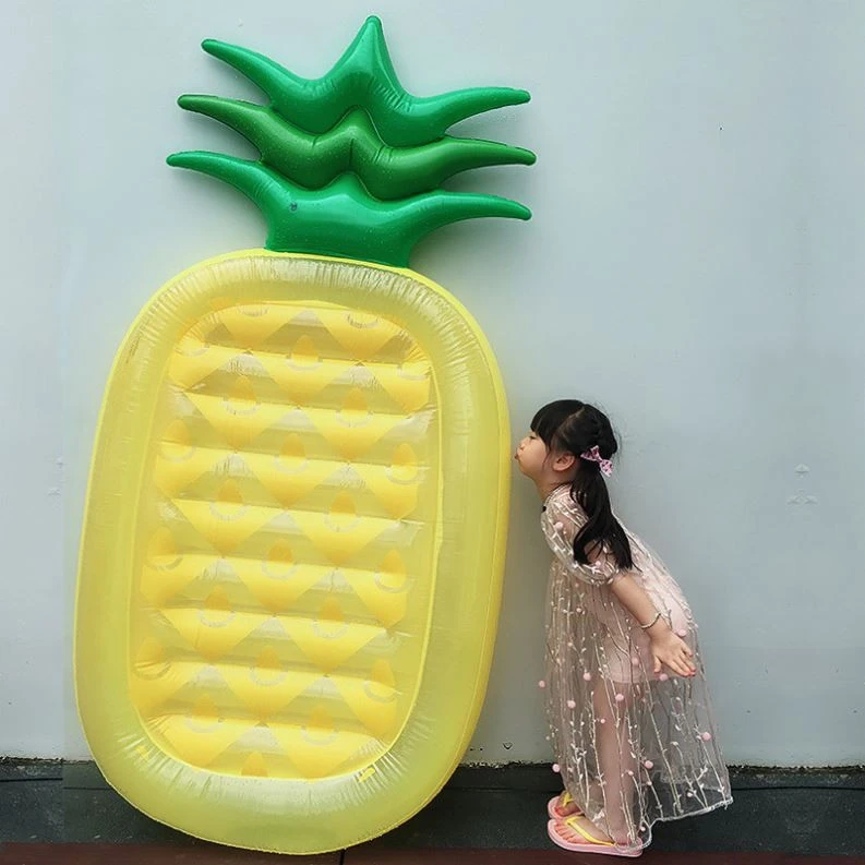 Hot sales thicken pvc Inflatable Big pineapple On the water Floating row Swimming ring