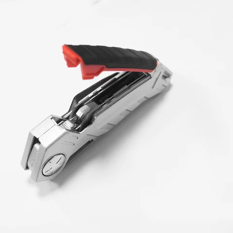 Hot Selling Folding Utility Zinc Alloy Cutter Knife Carpet Rubber Cutting Knife Hand Tool With 5PCS Fixed Blades