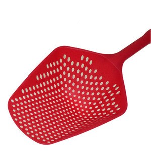 Long Handle Plastic Slotted Spoon Heat Resistant Scoop Colander Water Ice Shovel Filter Strainer Spoons Kitchen Accessories