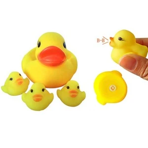 Natural Latex Bath Duck Funny Floating PVC Rubber Yellow Duck Toys Wholesale Squeeze Bath Toy For Kids