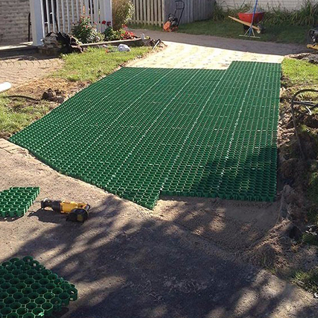 Buy Plastic Roll Grass Pavers Grid Used In Parking Garden For Car ...