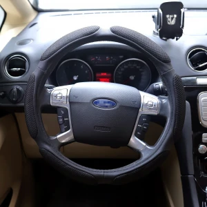 PVC Universal Size Leather 4-Spoke Wheel Car steering wheel cover for men