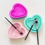 Soft Silicone Face Mask Bowl Heart Shape Collapsible Makeup Brush Beauty Cleaning Tool Foldable Makeup Brush Cleaning Bowl