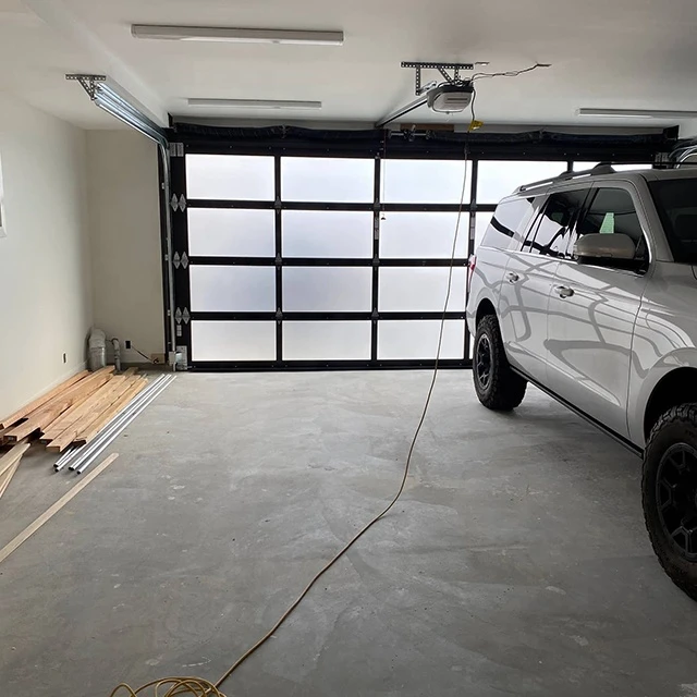 Topwindow Wholesale Automatic 16x8 220v Aluminum Glass Panel Modern Sectional Remote Control Glass Garage Roller Door Prices