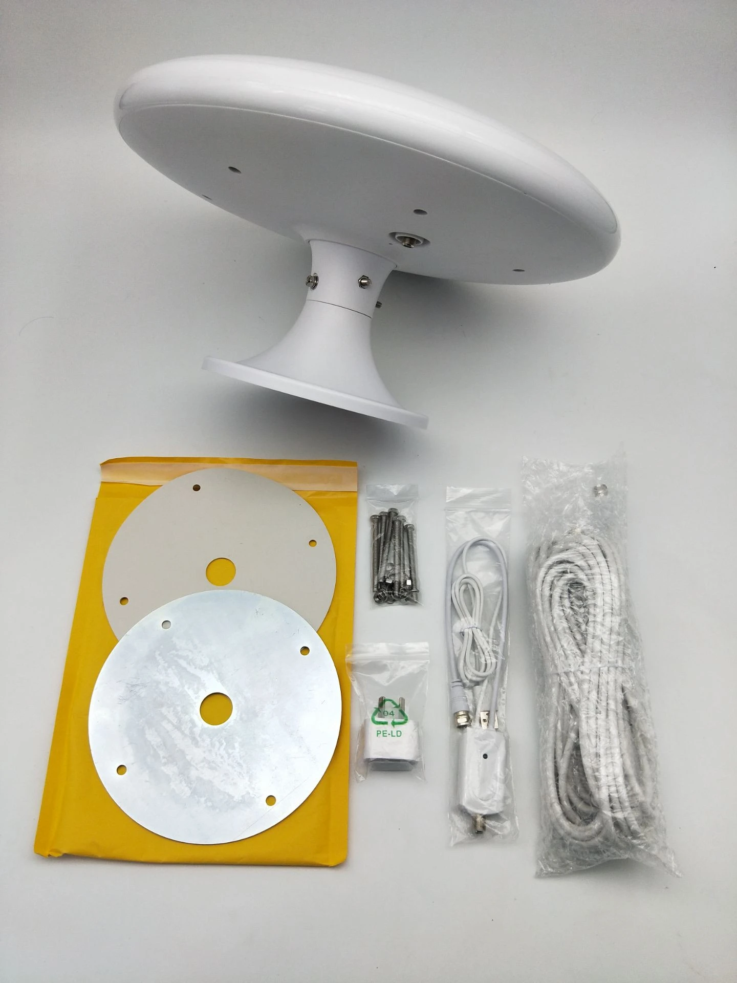 TV remote controlled rotating car hdtv antenna