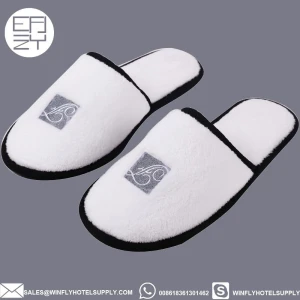 Wholesale custom logo hotel slipper/personalized coral velour slipper