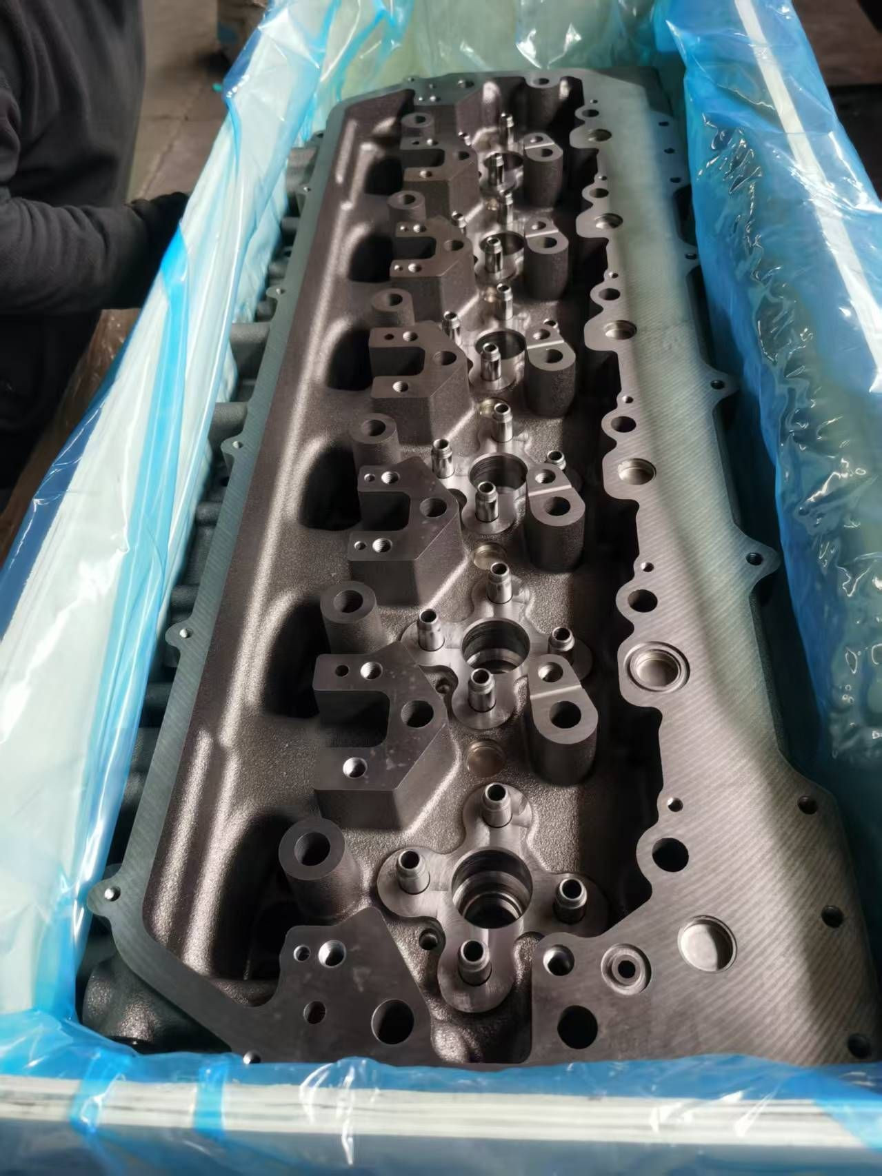 Buy C11/c13 Head (bare) 3453752 And (complete)3050618 from luoyang ...