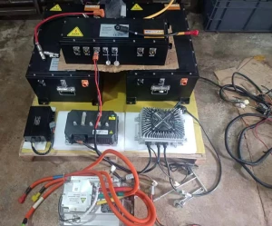 10kw 15kw 20kw 25kw 72V 96V 144V Pmsm AC Motor Driving System Electric Car EV Conversion Kit