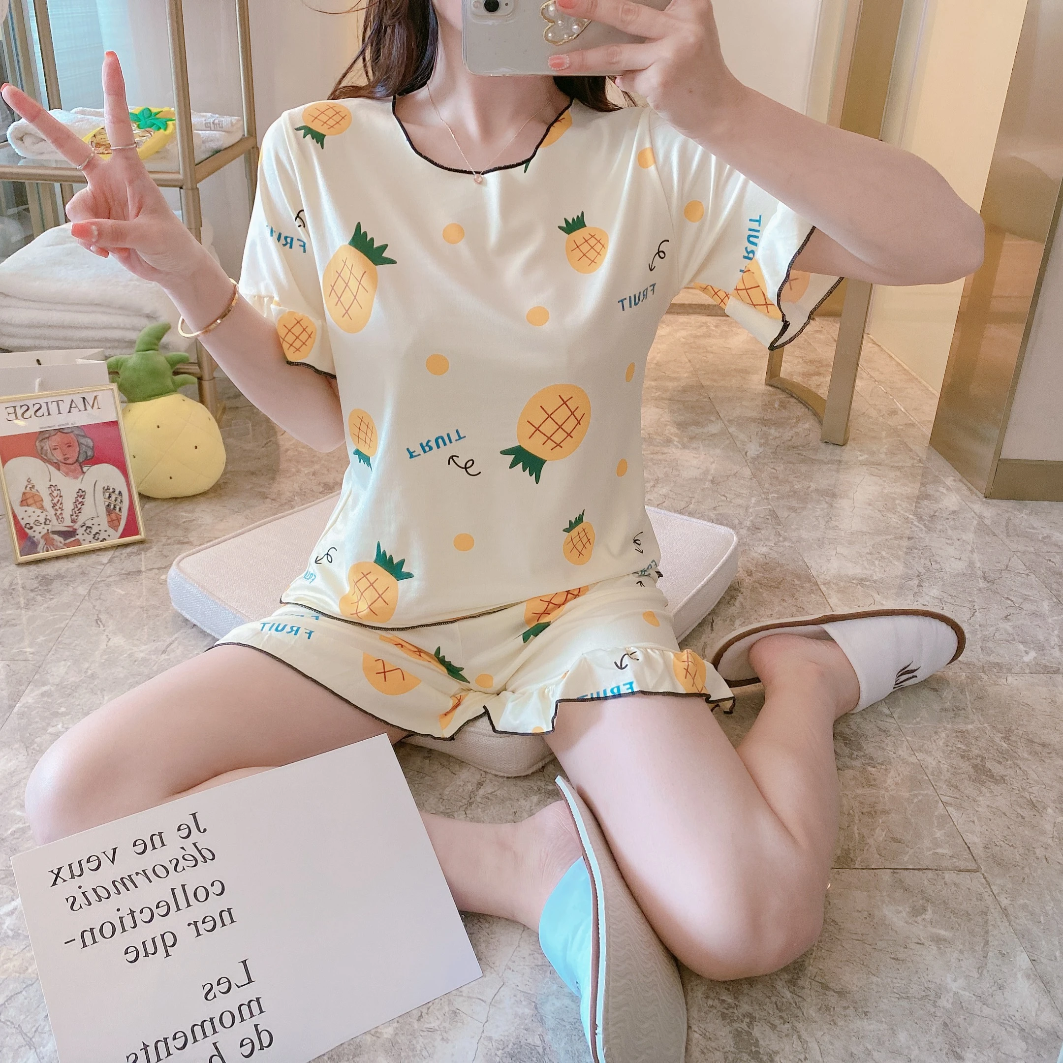 Buy 100% Polyester Round Neck Printing Pajamas Women Sleepwear Shorts Set  Home Woman Sleep Wear from Shenzhen Huijiaxin Technology Co., Ltd., China