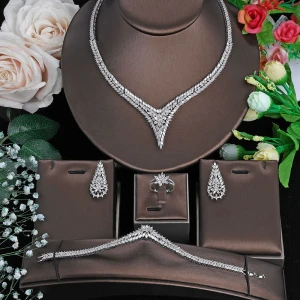4-in-1 bridal party zircon full set of jewelry set, female party, luxurious Nigeria Nigeria CZ wedding necklace set