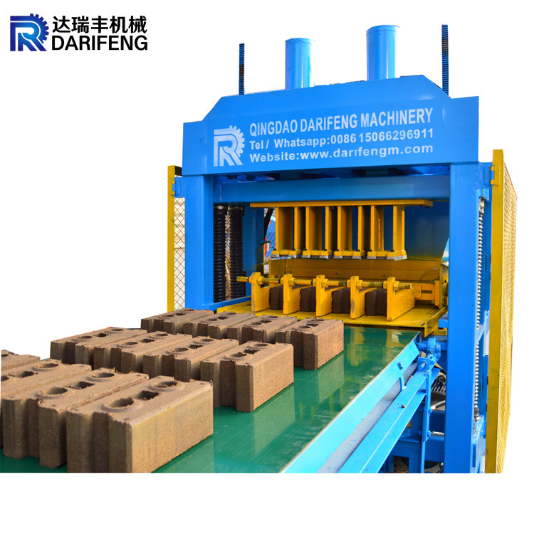 Buy Df4-10 Automatic Soil Clay Interlocking Brick Pressing Machine With ...