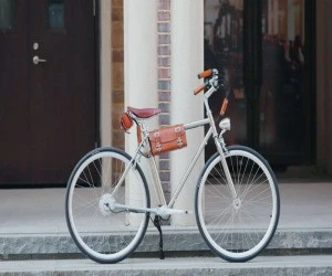 European classic style electric city bicycle with rear hub motor 250w 700C wheel women downtown green e bike