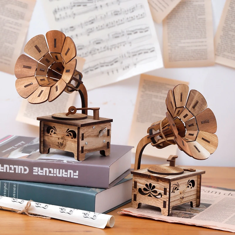 Factory Classic Wooden DIY Creative Phonograph shaped Clockwork DIY Music box wood phonograph wooden music box
