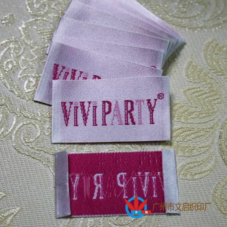 Factory directly produces damask woven label and woven garment label