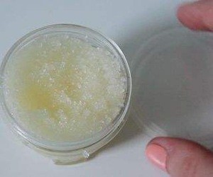 Private label organic ginger sugar lip scrub 15g in glass bottle