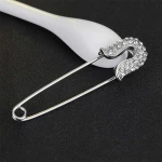 Wholesale China manufacturer baby safety pin brooch with balls