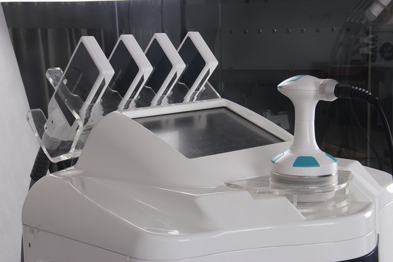 2020 New Product Cryo Plate Cavitation Fat Freezing Slimming Machine