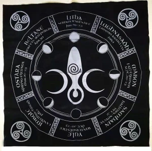 50*50cm Non-woven Tarot Tablecloth Rune Divination Altar Patch Tarot Table Cover suit for table games