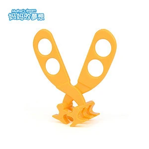 ABS safety material professional OEM service baby food assist scissors include box