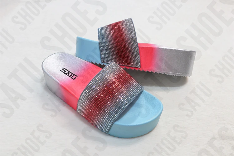Amazon hot sale diamond flat Shinny Rhinestone PU Slippers Diamond Slides Flat Slippers for Girls Crystal Diamond Women shoes