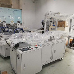 China Semi Automatic 3 Ply Medical Nonwoven Making Machines in Stock